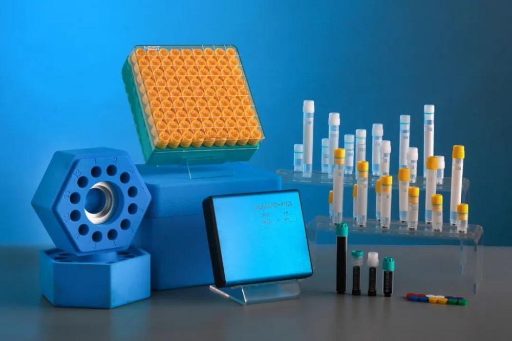 Flacoane criogenice cu filet extern de 5,0 ml, ambalate în pungi - imagine 2