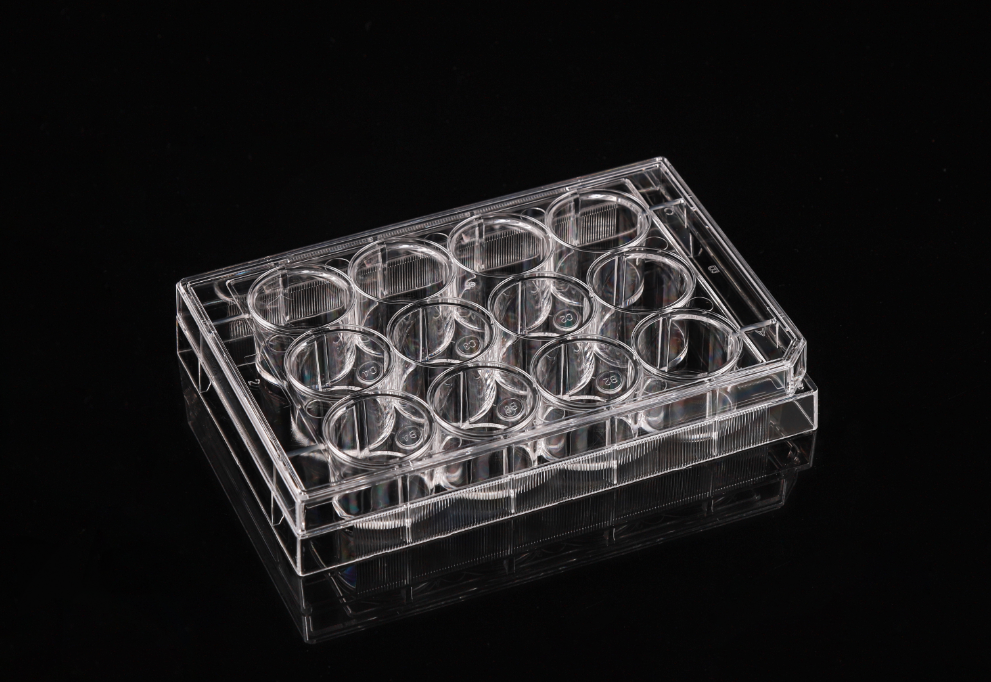 Plăci de cultură celulară cu 12 godeuri tratate Tc